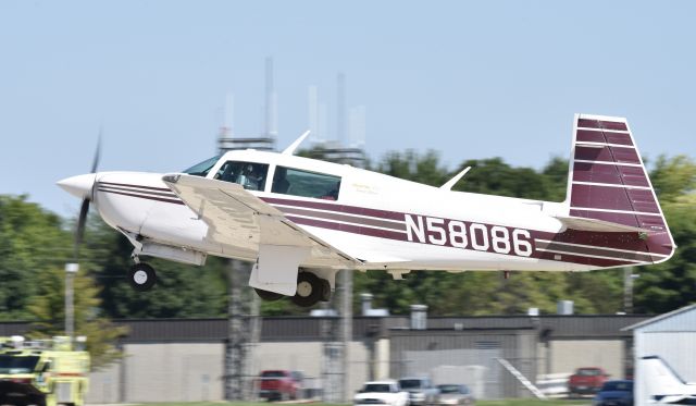 Mooney M-20 (N58086) - Airventure 2017