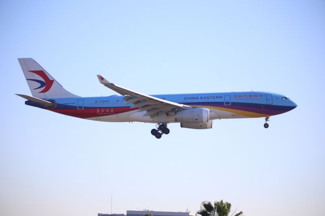 Airbus A330-200 (B-5943)