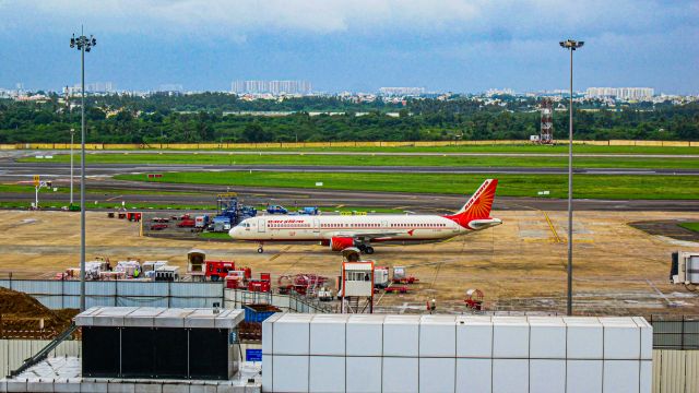 Airbus A321 (VT-PPV)