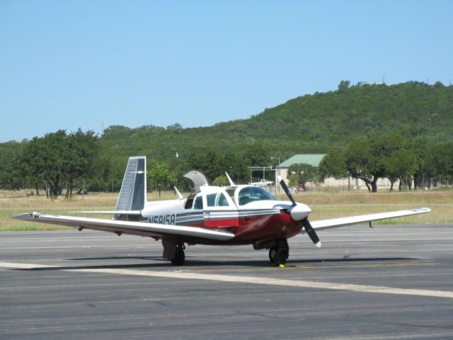 Mooney M-20 (N58158) - Austin Mooney Flyers. See www.austinmooneyflyers.com for information.