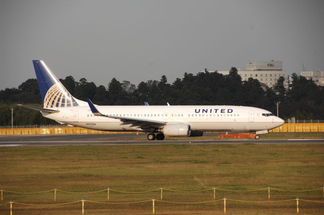 Boeing 737-800 (N27246) - Departure at NRT Airport Runway 16R on 2011/10/9