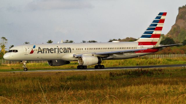 Boeing 757-200 (N183AN)