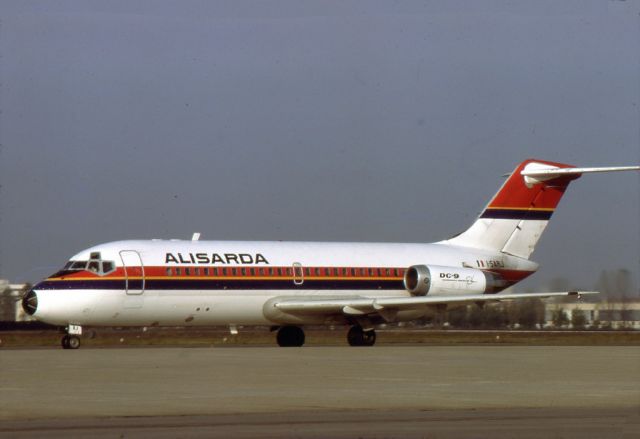 Douglas DC-9-10 (I-SARJ)