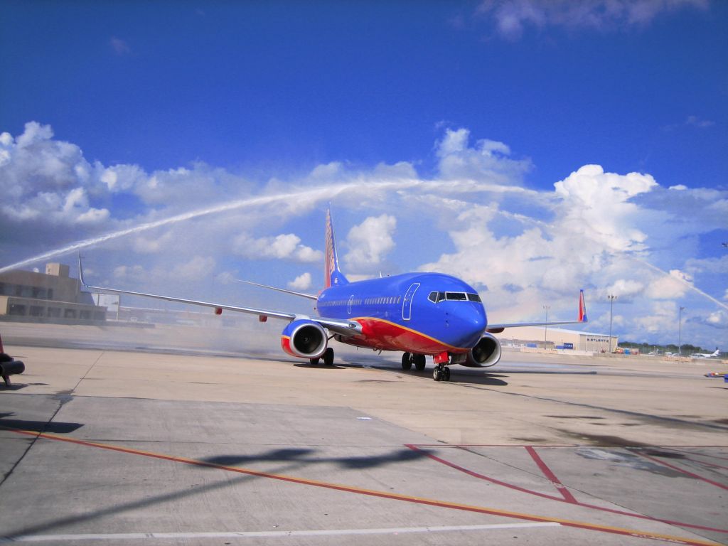 Boeing 737-700 (N211WN)