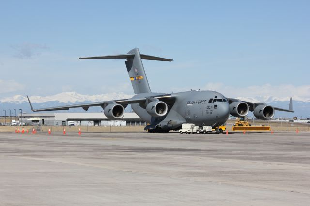 Boeing Globemaster III (95-0107)