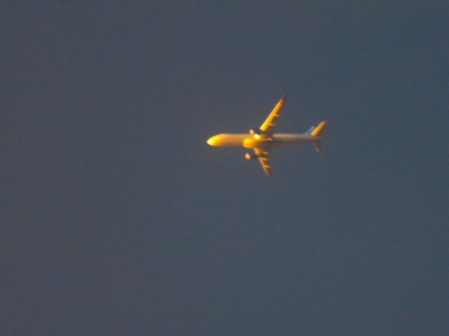 Embraer 175 (N605UX) - SKW5219br /BNA-DENbr /09/29/21