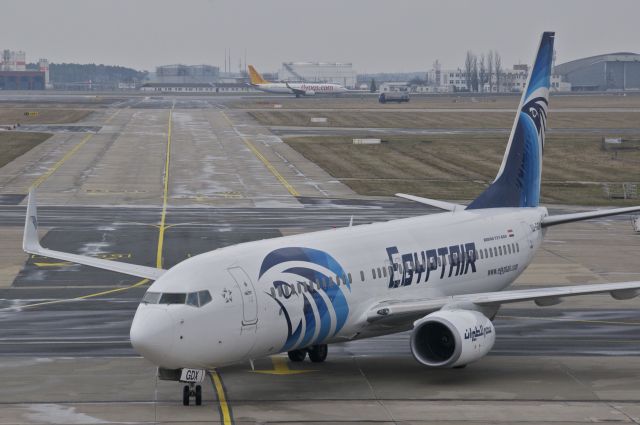 Boeing 737-800 (SU-GDX) - EgyptAir Boeing 737-800 at Berlin Schönefeld Airport