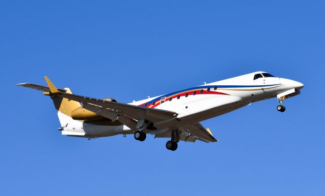 Embraer Legacy 600/650 (N650TB)