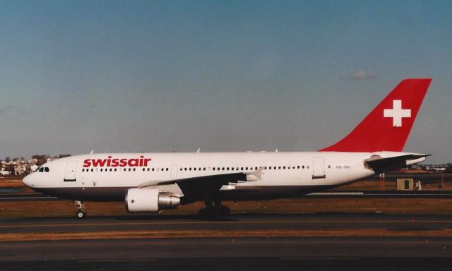 Airbus A310 (HB-IPH) - From 1998