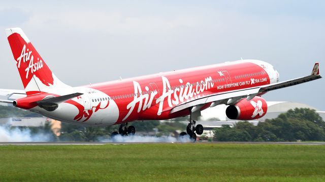 Airbus A330-300 (9M-XXS) - Smooth landing at Subang Airbase following a military charter flight from Beirut