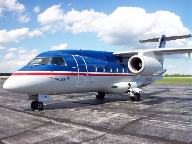 Fairchild Dornier 328JET (N359SK)