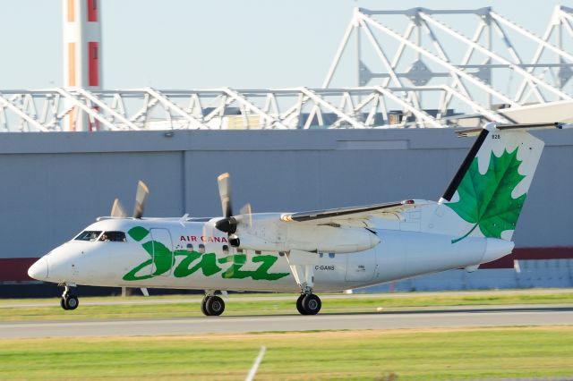 de Havilland Dash 8-100 (C-GANS)