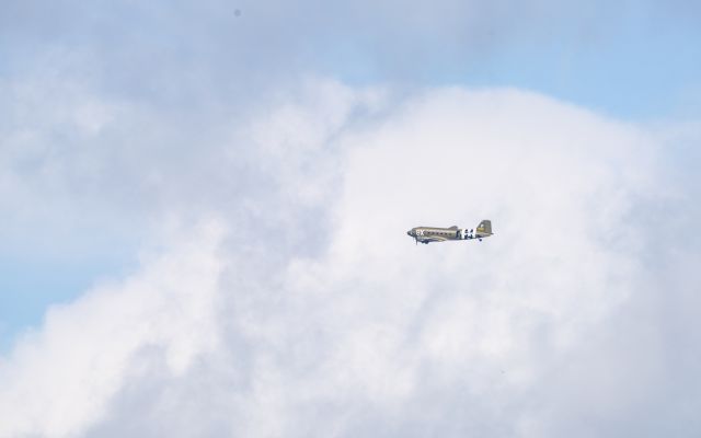 Douglas DC-3 (N150D)