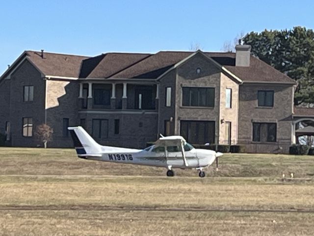 Cessna Skyhawk (N19916)