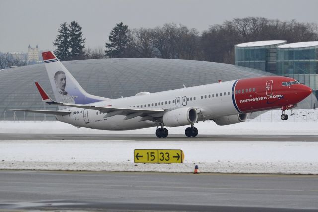 Boeing 737-800 (LN-NGH)