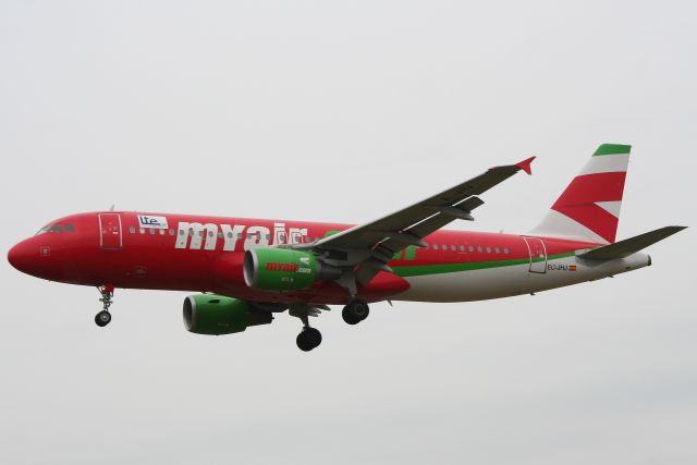 Airbus A320 (EC-JHJ)