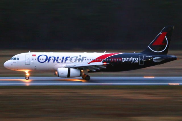 Airbus A320 (TC-ODD)