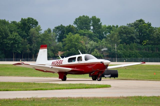 Mooney M-20 (N1068X)