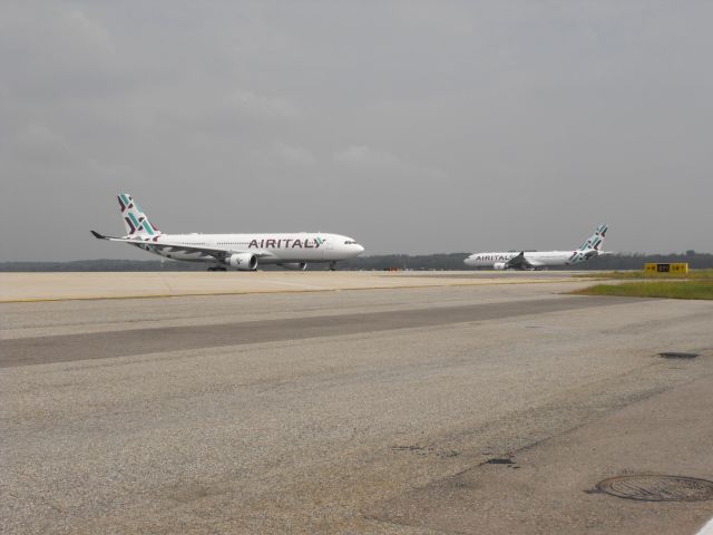 Airbus A330-200 (EI-GFX)