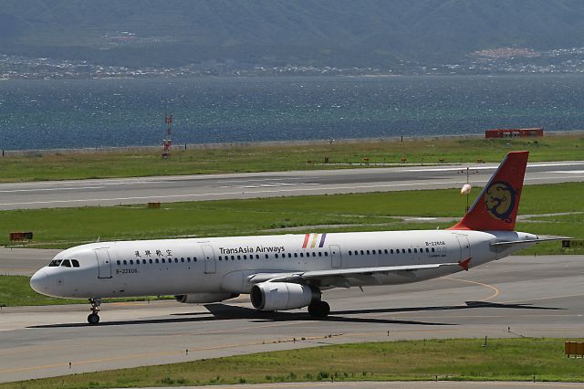 Airbus A320 (B-22606)