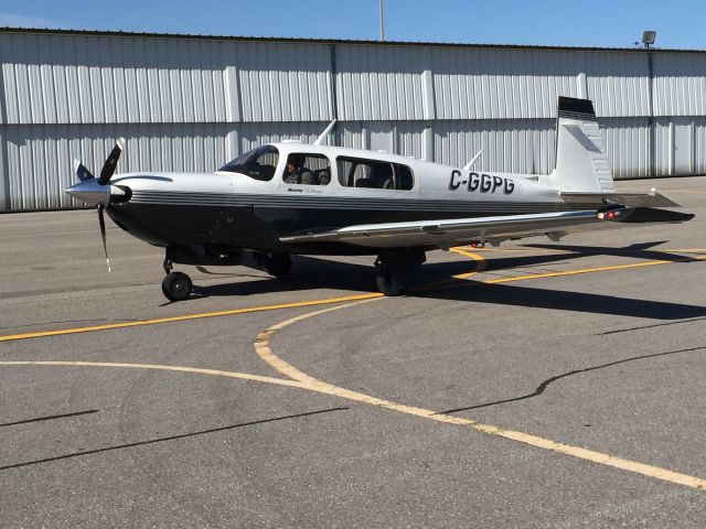 Mooney M-20 Turbo (C-GGPG)