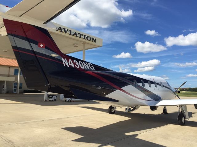 Pilatus PC-12 (N430NG)