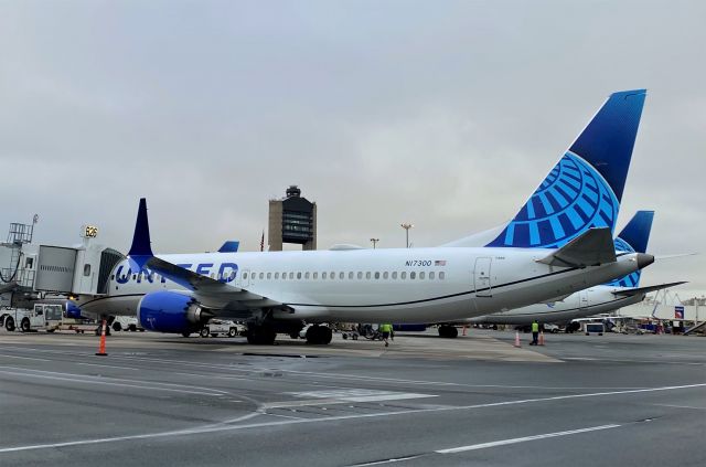 Boeing 737 MAX 8 (N17300) - 4/24/23