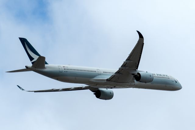 Airbus A350-900 (B-LXH) - A350-1041 cn 258. Cathay Pacific B-LXH rwy 21 departure YPPH 08 April 2023