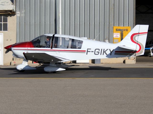 ROBIN President (DR-500) (F-GIKY)
