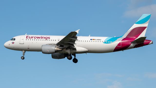 Airbus A320 (D-ABNU)