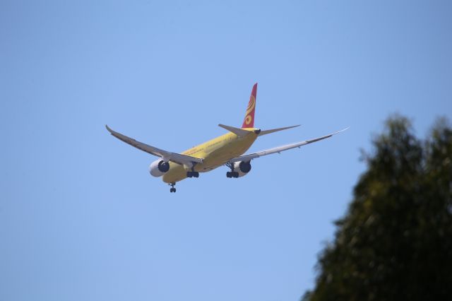 Boeing 787-9 Dreamliner (B-7302)