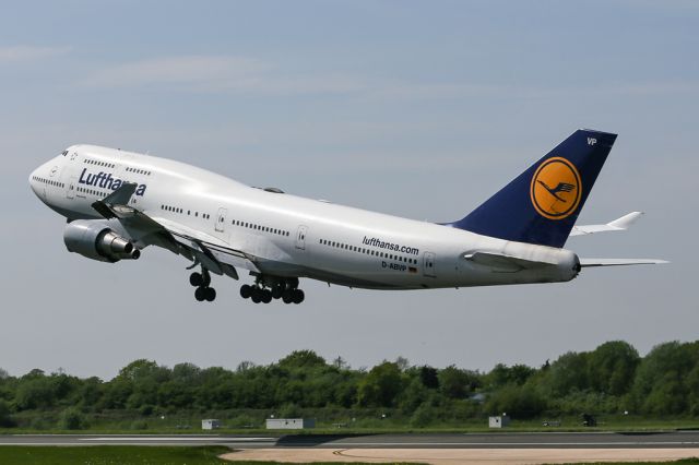 Boeing 747-400 (D-ABVP) - DLH416 diverted to Manchester on the 7th May 2018 due to a medical emergency.  Here departing to continue the flight to IAD