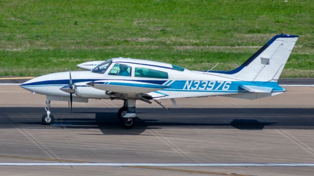Cessna 310 (N3397G)
