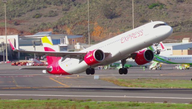 Airbus A321 (EC-OBY)