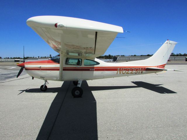 Cessna Skylane (N6229N) - Parked at Fullerton