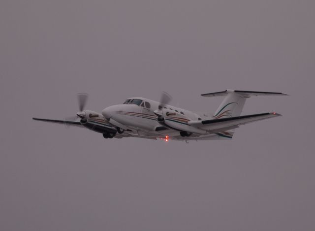 Beechcraft Super King Air 200 (N485R)