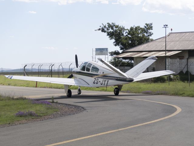 Beechcraft 35 Bonanza (ZS-JYY) - 14 NOV 2016