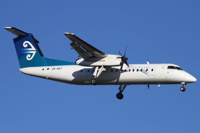 de Havilland Dash 8-300 (ZK-NET)