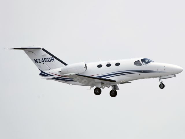 Cessna Citation Mustang (N245DR)