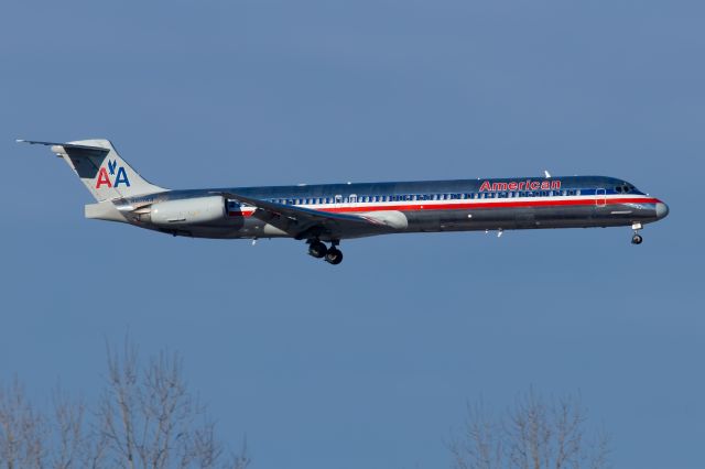 McDonnell Douglas MD-82 (N501AA) - 13.01.2018