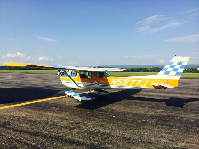 Cessna Commuter (N5977J) - 77J at KMGW waiting for her flight to her new home.