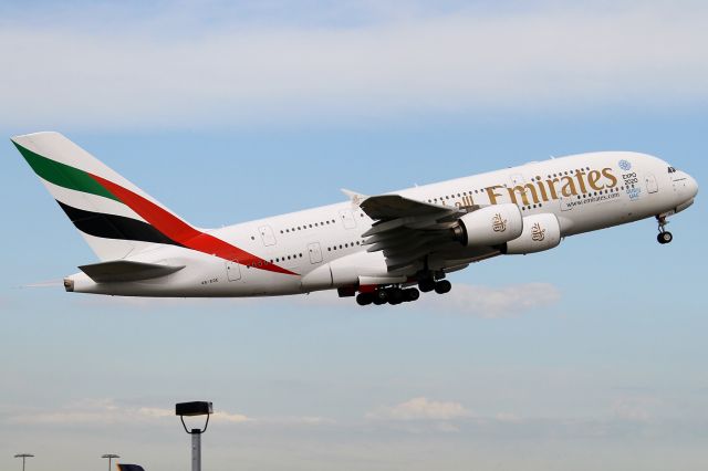 Airbus A380-800 (A6-EDE)