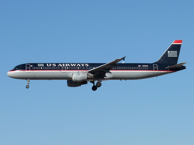 Airbus A321 (N163US) - 1-1-2009: Final for 25L at PHX