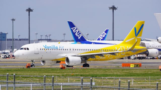 Airbus A320 (JA08VA)