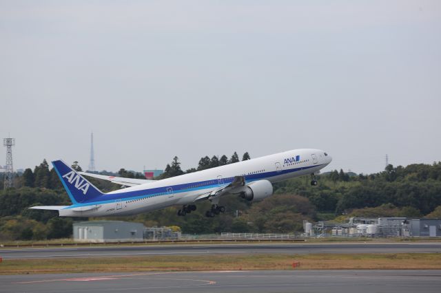 BOEING 777-300 (JA782A)