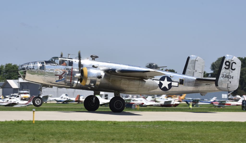 North American TB-25 Mitchell (N3774) - Airventure 2017