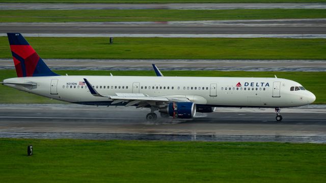 Airbus A321 (N311DN) - 6/17/17