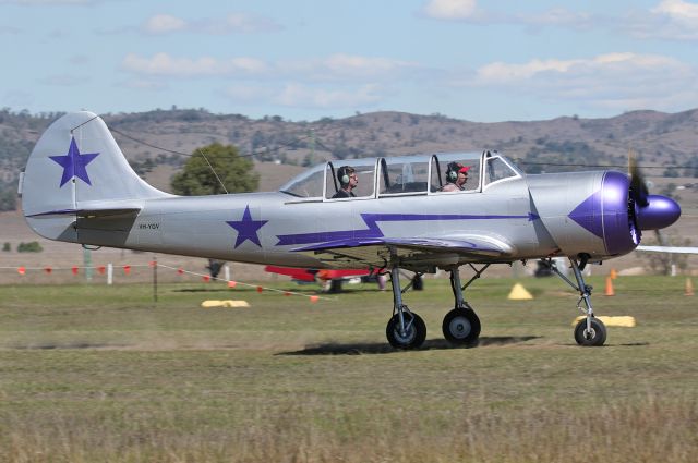 YAKOVLEV Yak-52 (VH-YGV)