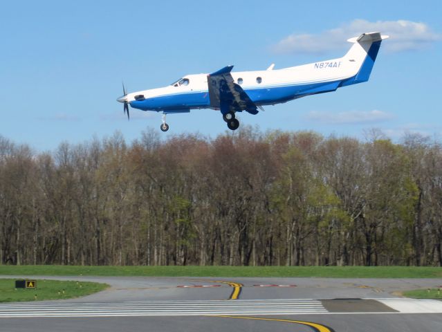 Pilatus PC-12 (N874AF) - A Pilatus PC12 landing runway 34.