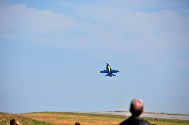 McDonnell Douglas FA-18 Hornet — - Blue Angel #3 departs runway 6 at Hickory Regional Airport